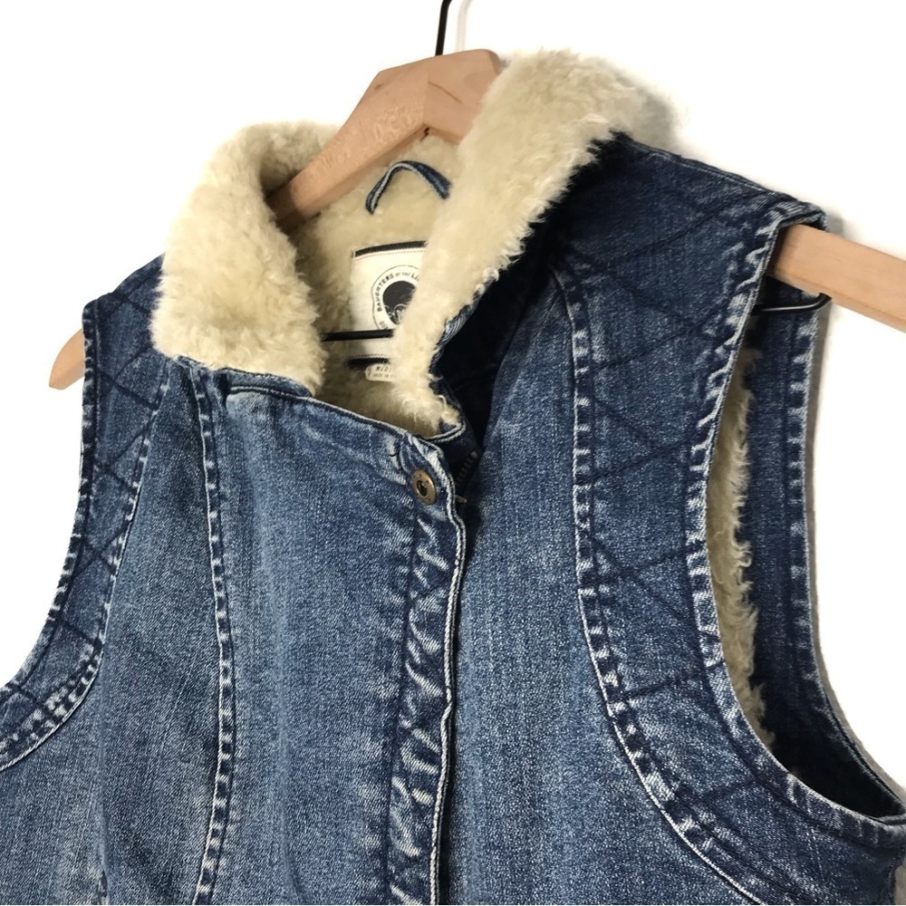 ANTHRO DAUGHTERS OF THE LIBERATION Denim Sherpa Fur Vest M - Picture 6 of 9